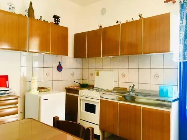 Apartmaji Jana *